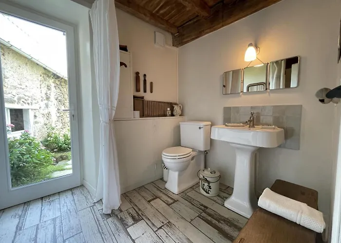 Behiagoitia Feriehus Larrau